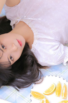 情满雪阳花